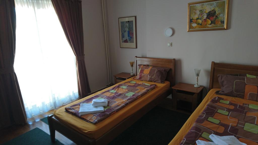 Hostel Bimbo Σκόπια Εξωτερικό φωτογραφία