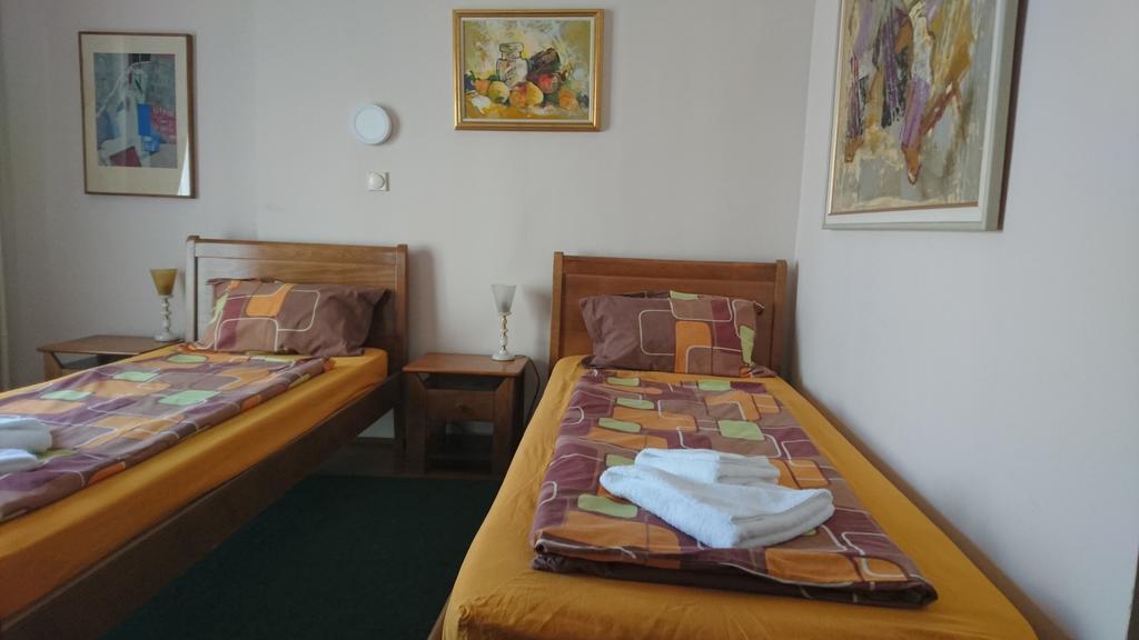 Hostel Bimbo Σκόπια Εξωτερικό φωτογραφία